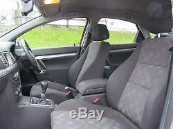 Vauxhall/Opel Vectra 1.9CDTi 16v (150ps) 2006MY SRi DIESEL HATCH FULL MOT
