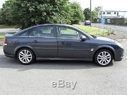 Vauxhall Vectra 1.9 CDTi SRi 5dr