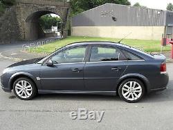 Vauxhall Vectra 1.9 CDTi SRi 5dr