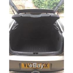 Vauxhall Vectra 5dr 1.9CDTi SRi 150BHP