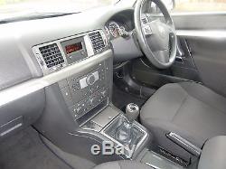 Vauxhall Vectra Exclusive 1.9cdti 120 Bhp