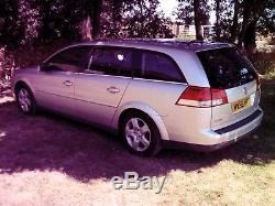 Vauxhall vectra exclusiv CDTI estate 150